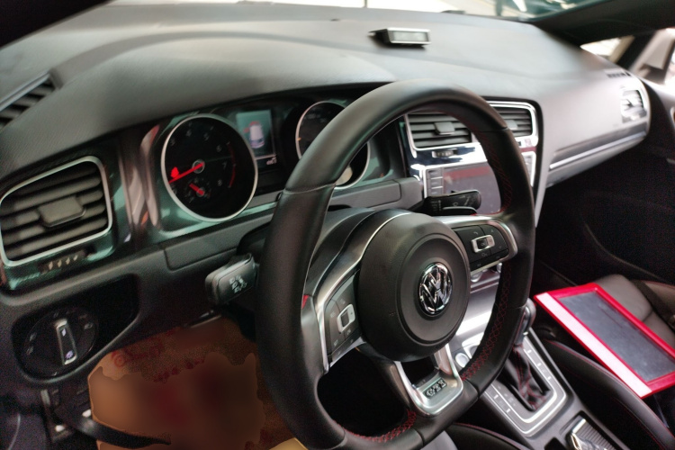 大众 高尔夫GTI 2016款 2.0TSI GTI中控内饰12