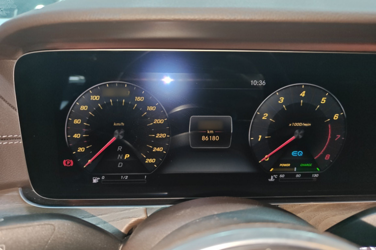 奔驰E级 2020款 改款 E 260 L局部细节14