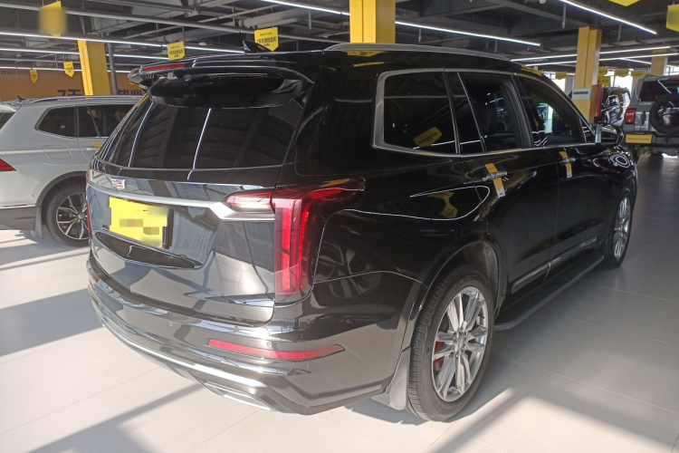 凯迪拉克XT6 2022款 2.0T 六座四驱豪华型车身外观6005