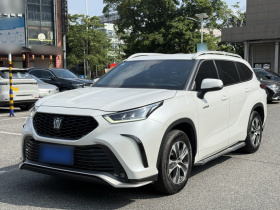 丰田 皇冠陆放 2022款 2.5L HEV两驱精英版