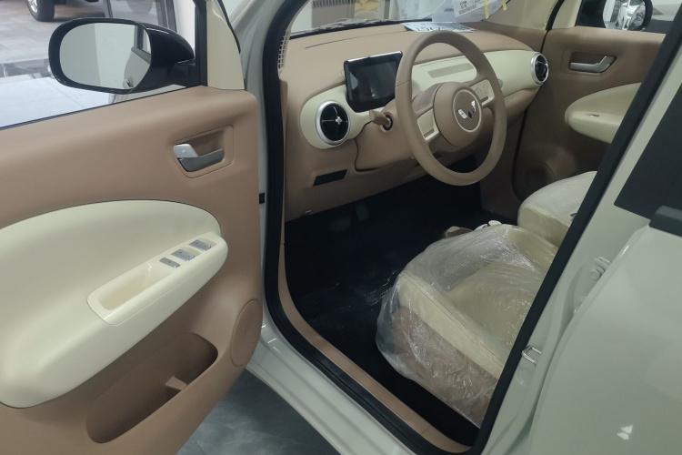 五菱汽车 宏光MINIEV 2025款 四门版 进阶款中控内饰20