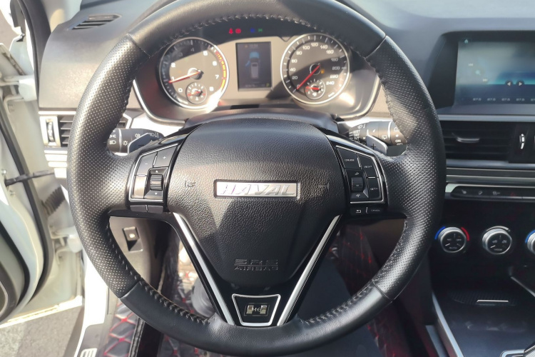 哈弗H6 2018款 运动版 1.5T 自动两驱精英型 国V中控内饰13