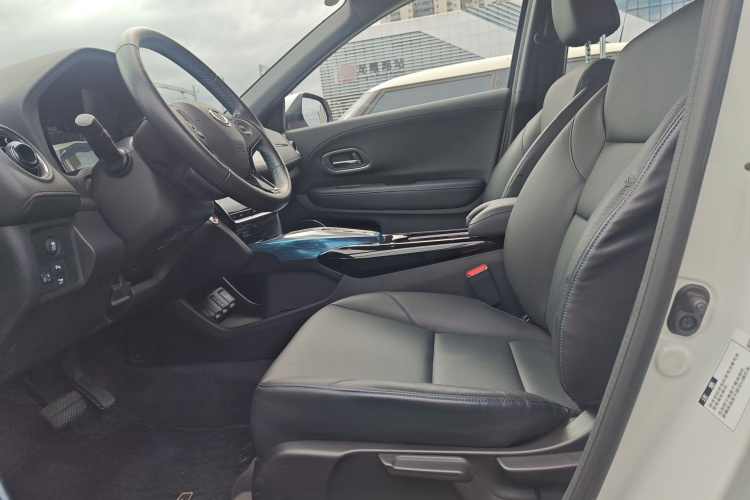 思铭 东风本田X-NV 2020款 电掣版中控内饰19
