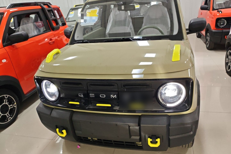 吉利银河 2025款 210km 熊猫骑士车身外观2