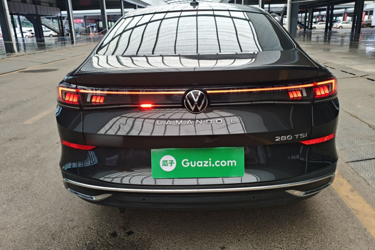 大众 2024款 凌渡L 280TSI DSG酷辣版车身外观6