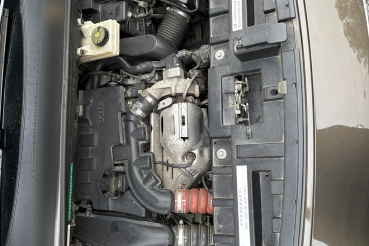 标致3008 2016款 1.6THP 自动经典版局部细节24