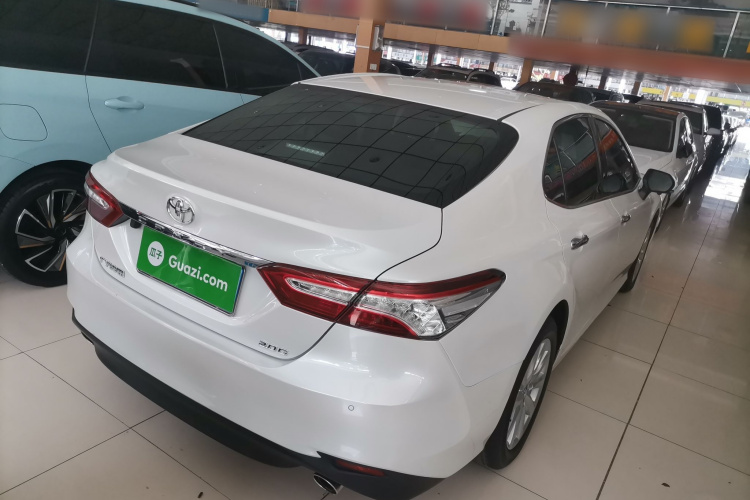 丰田 凯美瑞 2019款 改款 2.0G 豪华版车身外观6005