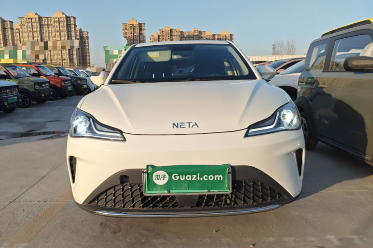 哪吒汽车 哪吒AYA 2023款 401 Lite车身外观6001