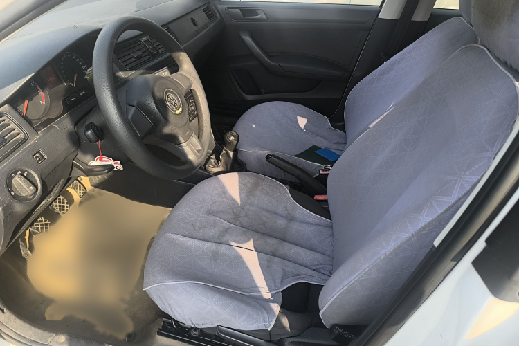 大众 桑塔纳 2015款 1.6L 手动风尚版局部细节19