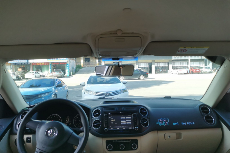 大众 途观 2015款 1.8TSI 自动两驱风尚版中控内饰22