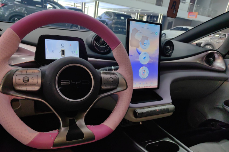 比亚迪 海豚 2023款 420km 自由版中控内饰12