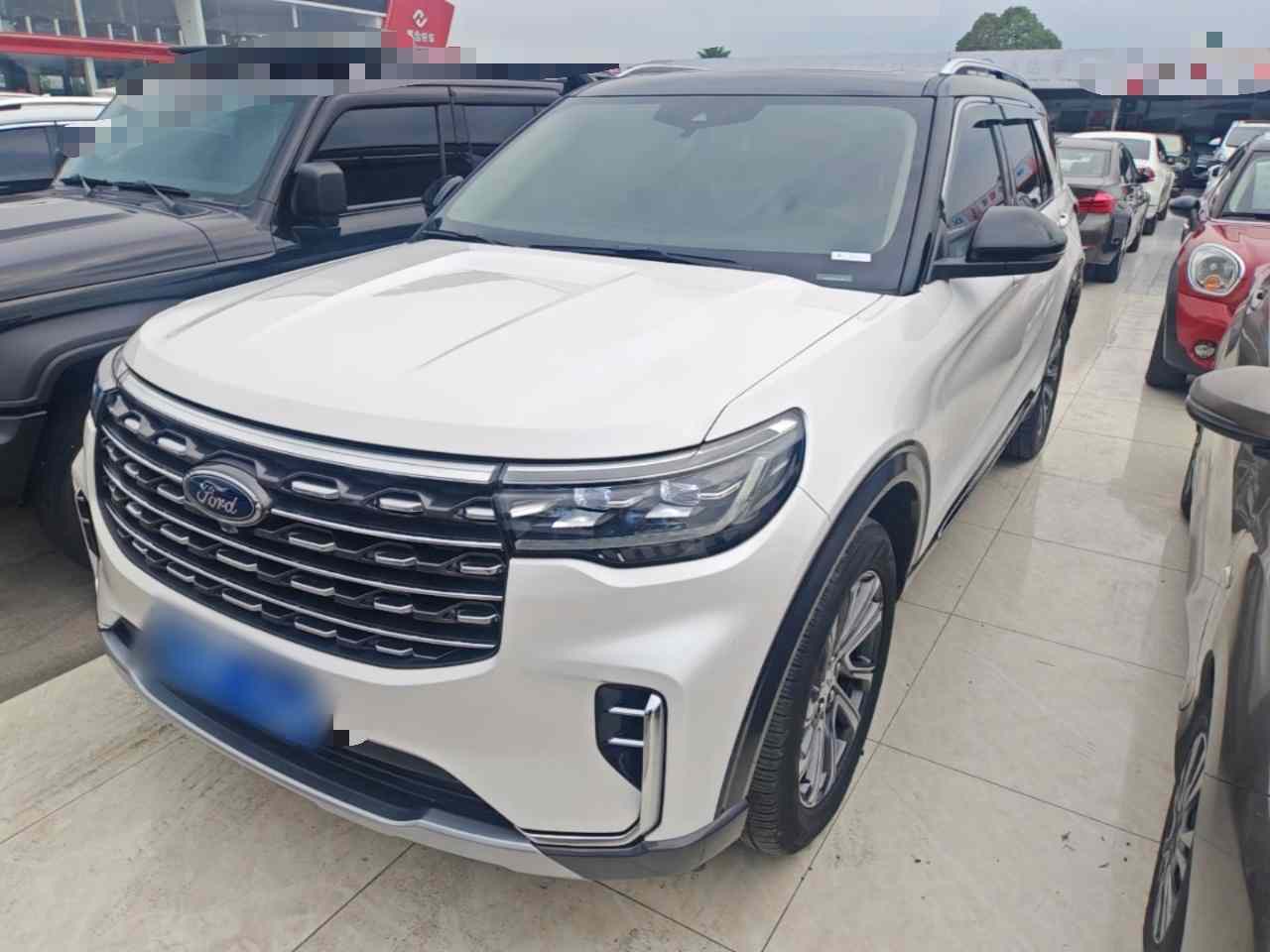 福特 探险者 2023款 EcoBoost 285 四驱风尚plus版 7座(2)