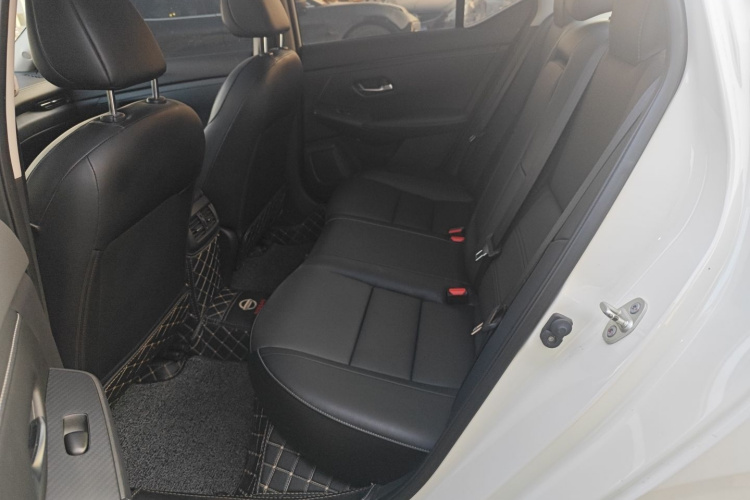 日产 轩逸 2022款 1.6L XL CVT悦享版中控内饰21