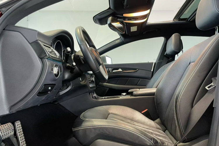 奔驰CLS 2013款 CLS 350 猎装时尚型中控内饰7004