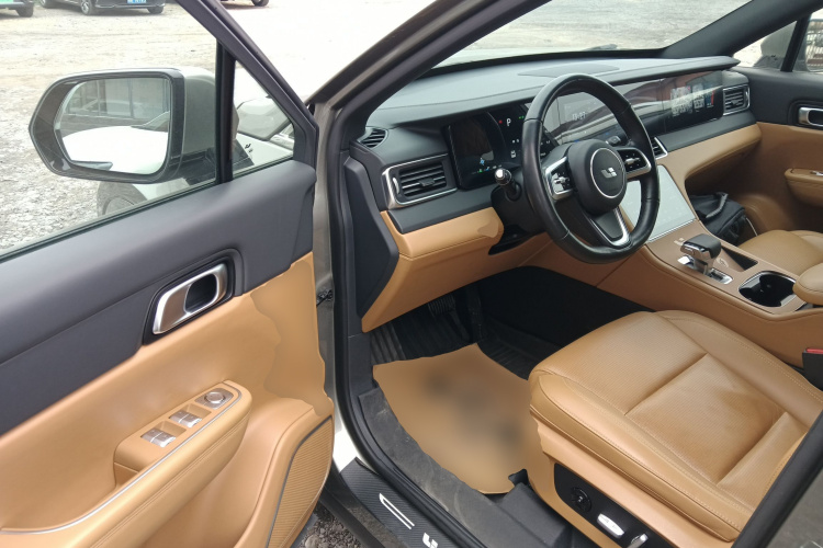 理想汽车 理想ONE 2021款 增程6座版中控内饰20