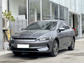 比亚迪 秦PLUS 2024款 荣耀版 EV 420KM领先型