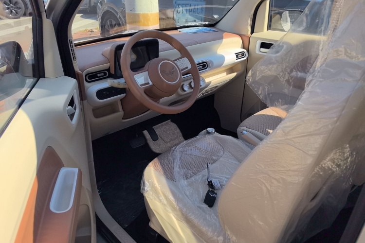 五菱汽车 宏光MINIEV 2024款 第三代 215km 青春版中控内饰20