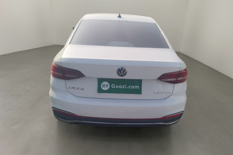 大众 朗逸 2023款 1.5L 自动五百万版车身外观6