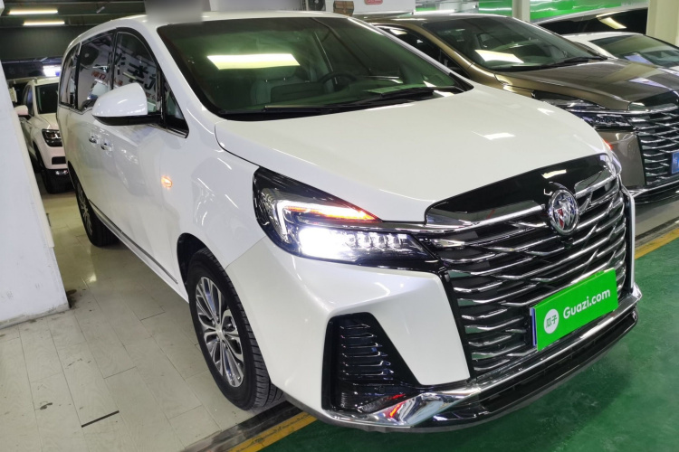 别克GL8 2021款 陆上公务舱 652T 豪华型车身外观6002