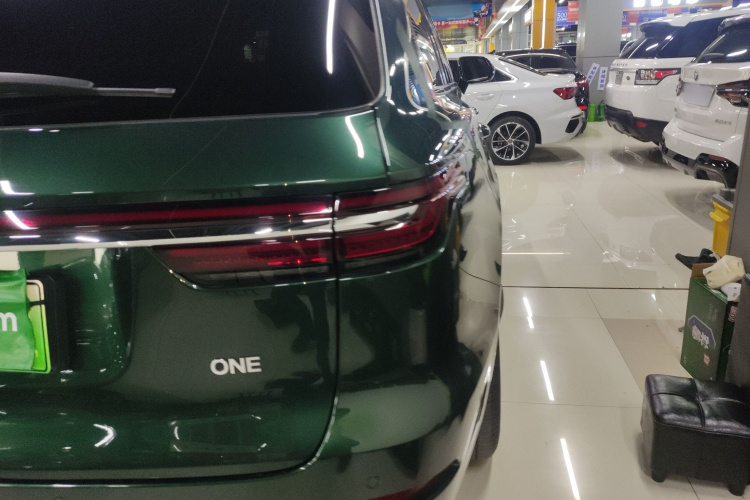 理想汽车 理想ONE 2021款 增程6座版车身外观9