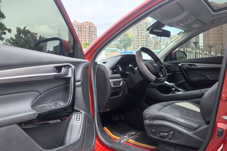 东风风神AX7 2019款 1.6T 自动AI领航型 国V中控内饰7001