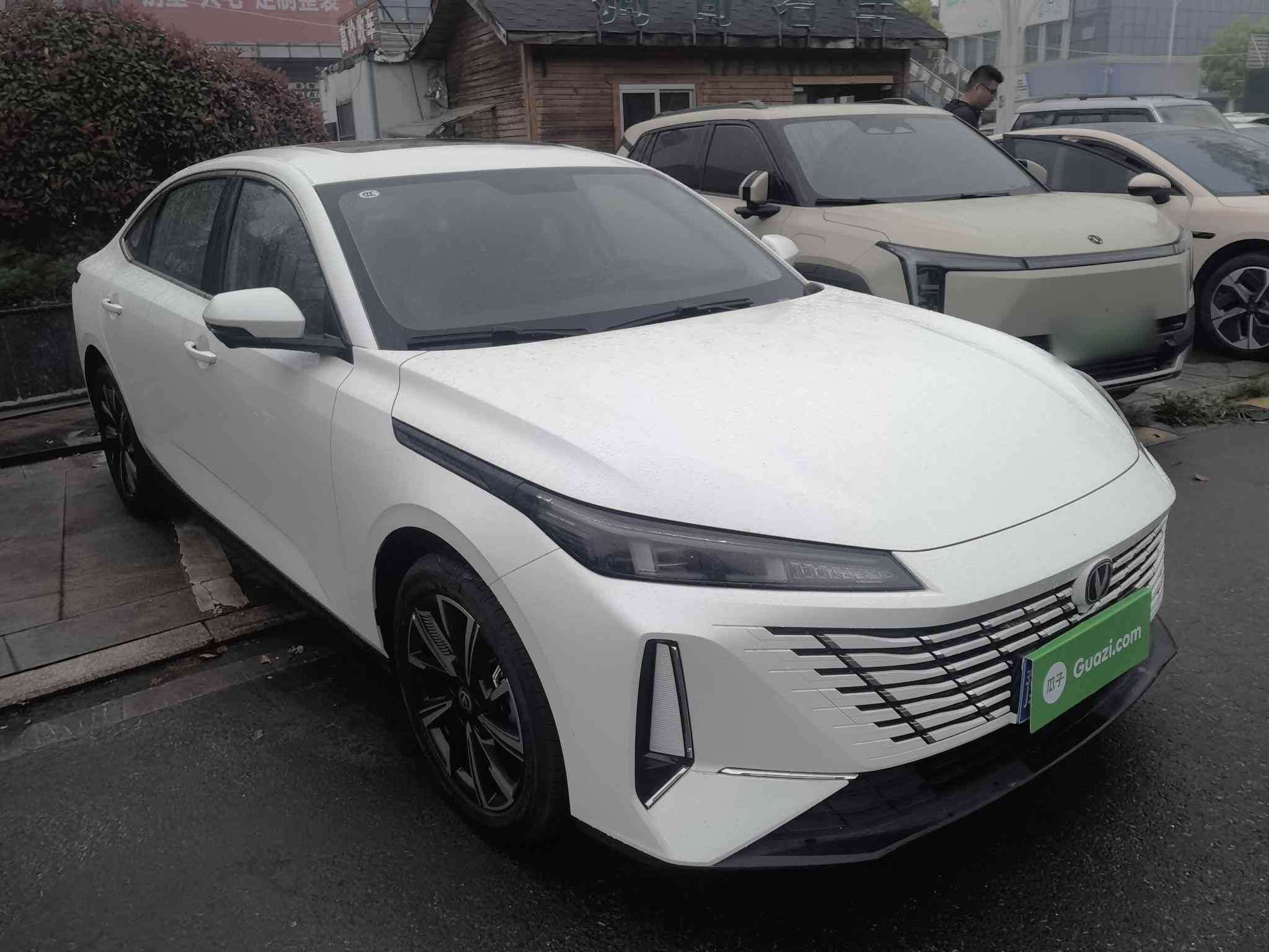 长安 逸动 2025款 蓝鲸 1.5T 500Bar尊贵型(5)