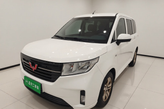 五菱汽车 五菱宏光PLUS 2019款 1.5T 手动舒适型 7座