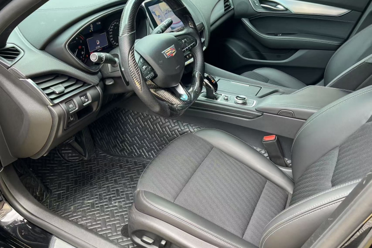 凯迪拉克CT5 2021款 28T 技术型中控内饰7001