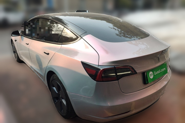 特斯拉 Model 3 2022款 后轮驱动版车身外观5