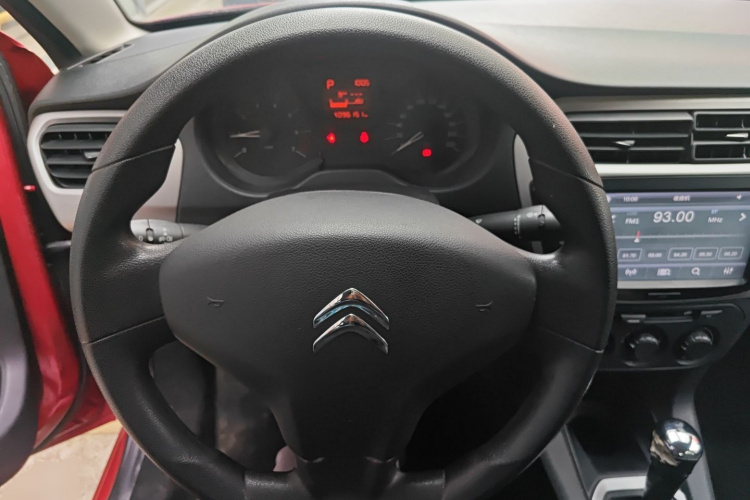 雪铁龙 爱丽舍 2014款 1.6L 自动时尚型局部细节13