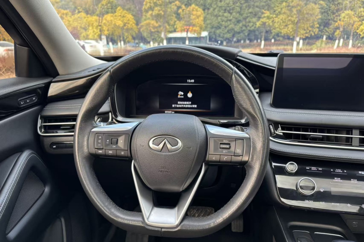英菲尼迪QX60 2022款 2.0T 舒享版中控内饰7005