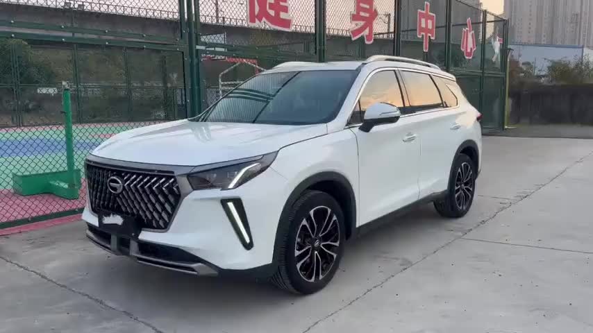 广汽传祺 传祺GS4 PLUS 2021款 390T 自动星云版实拍1