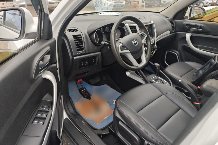 长安CS35 2016款 1.6L 自动豪华型 国V中控内饰20
