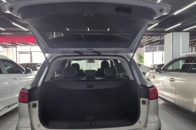 荣威RX5 MAX 2021款 Supreme系列 400TGI 自动豪华座舱版中控内饰23