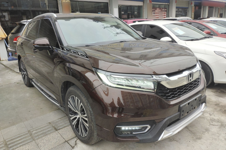 本田 冠道 2017款 370TURBO 四驱尊享版车身外观3