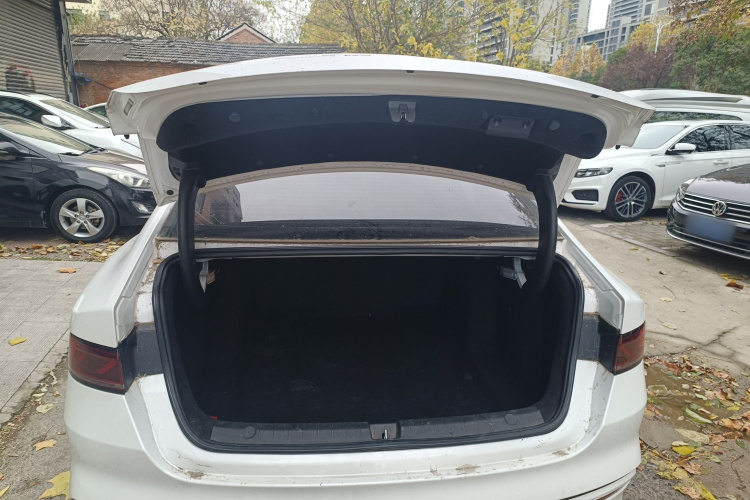 比亚迪 秦PLUS 2021款 EV 400KM 豪华型局部细节23