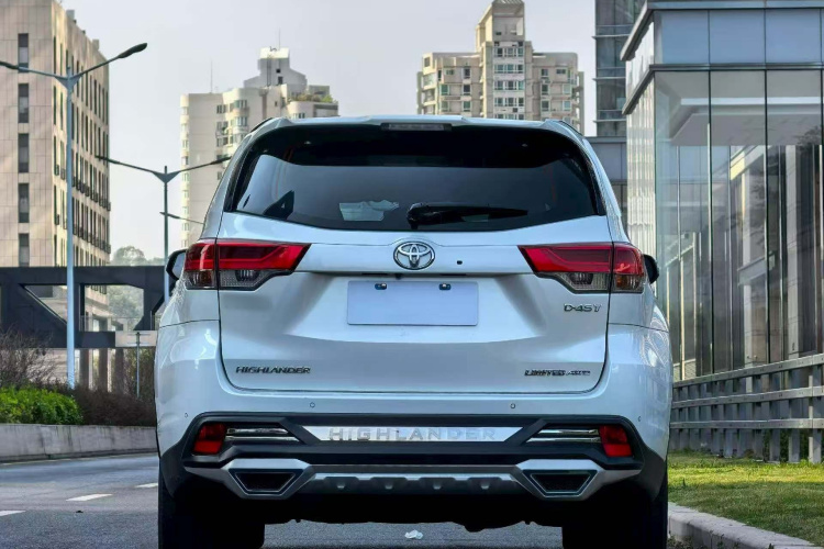 丰田 汉兰达 2018款 2.0T 四驱至尊版 7座 国VI车身外观6003