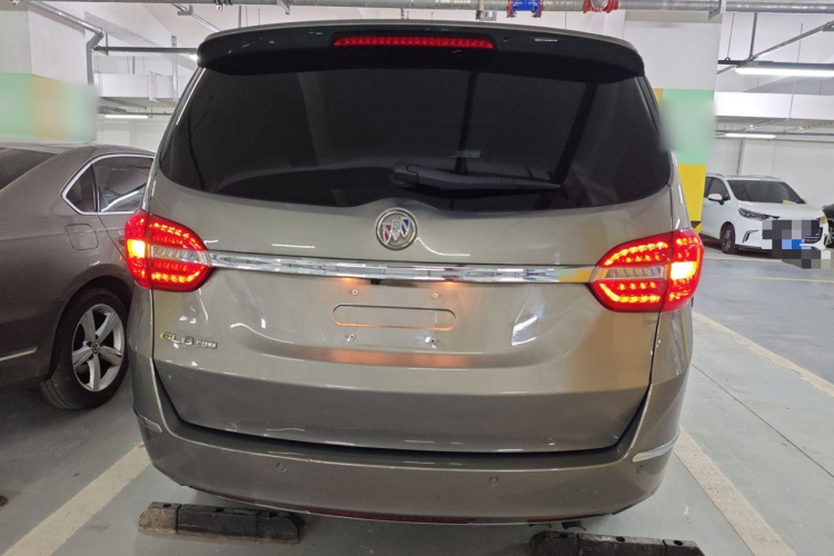 别克GL8 2018款 28T 豪华型 国VI车身外观6