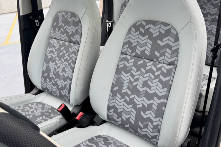 零跑汽车 零跑T03 2022款 耀金版局部细节19