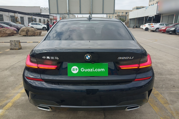 宝马3系 2021款 改款 320Li M运动套装车身外观6