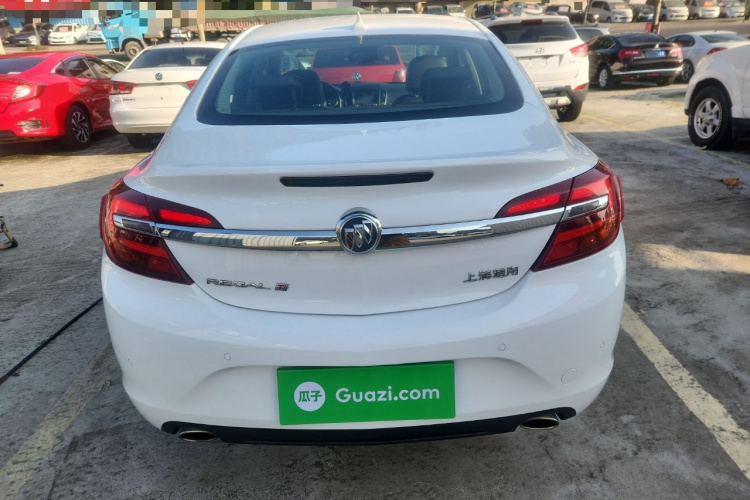 别克 君威 2015款 1.6T 精英技术型车身外观6