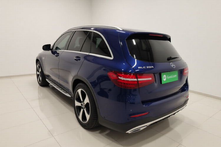 奔驰GLC 2018款 GLC 260 4MATIC 豪华型车身外观5