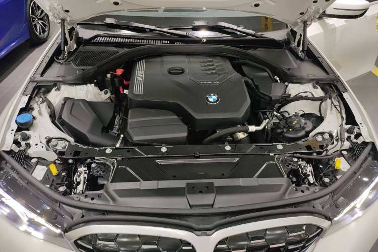 宝马3系 2024款 325Li M运动套装机舱底盘24