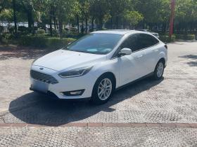 福特 福克斯 2017款 三厢 EcoBoost 125 自动超能风尚型智行版