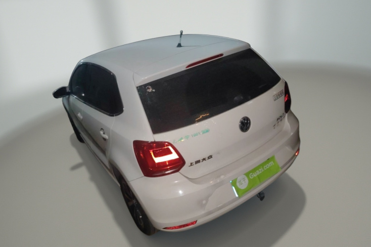 大众 Polo 2014款 1.4L 手动风尚版车身外观5