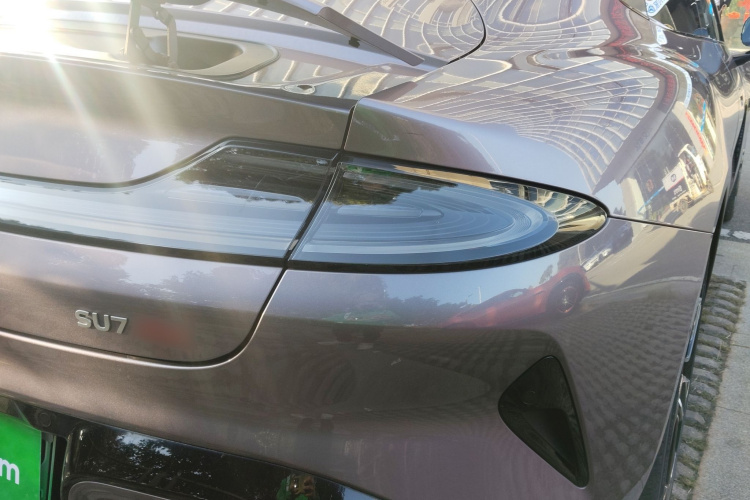 小米汽车 小米SU7 2024款 四驱超长续航高阶智驾Max版车身外观9