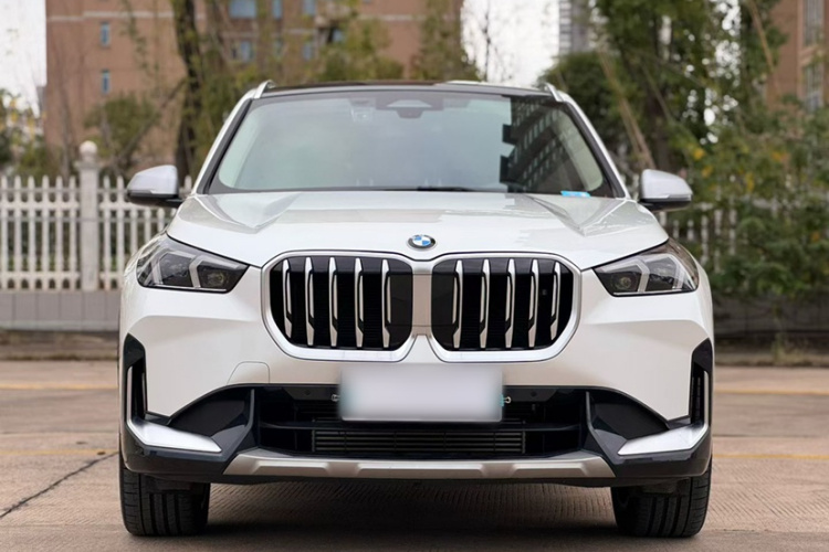 宝马X1 2023款 sDrive25Li X设计套装车身外观6003