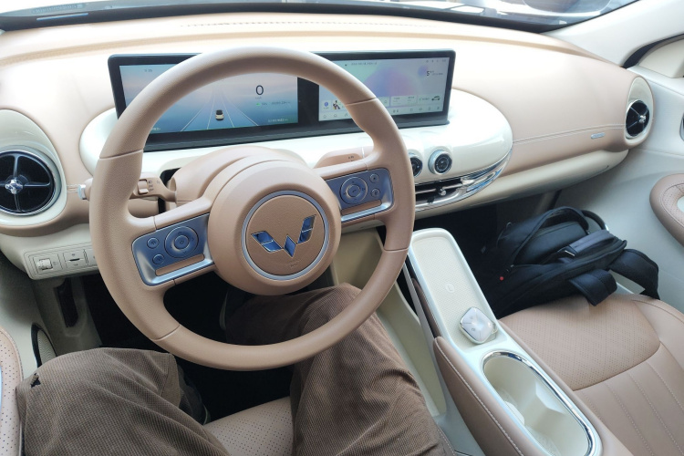 五菱汽车 五菱缤果 2025款 333km 灵犀互联款中控内饰7002