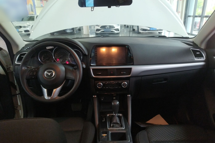 马自达CX-5 2015款 2.0L 自动两驱都市型中控内饰12