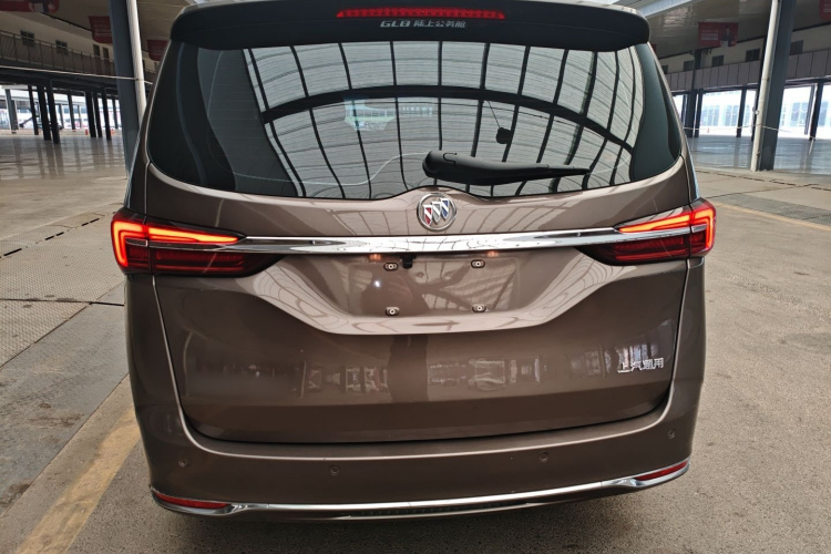 别克GL8 2021款 陆上公务舱 652T 舒适型车身外观6004